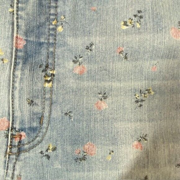 Wild Fable Womens Jean Shorts Size 26 Blue Floral Print Booty Casual High Rise - Picture 11 of 11